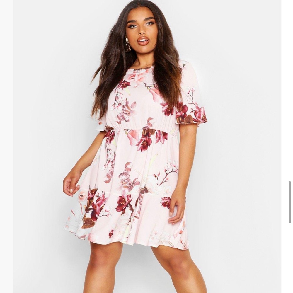Plus Tiered Floral Crepe Dress